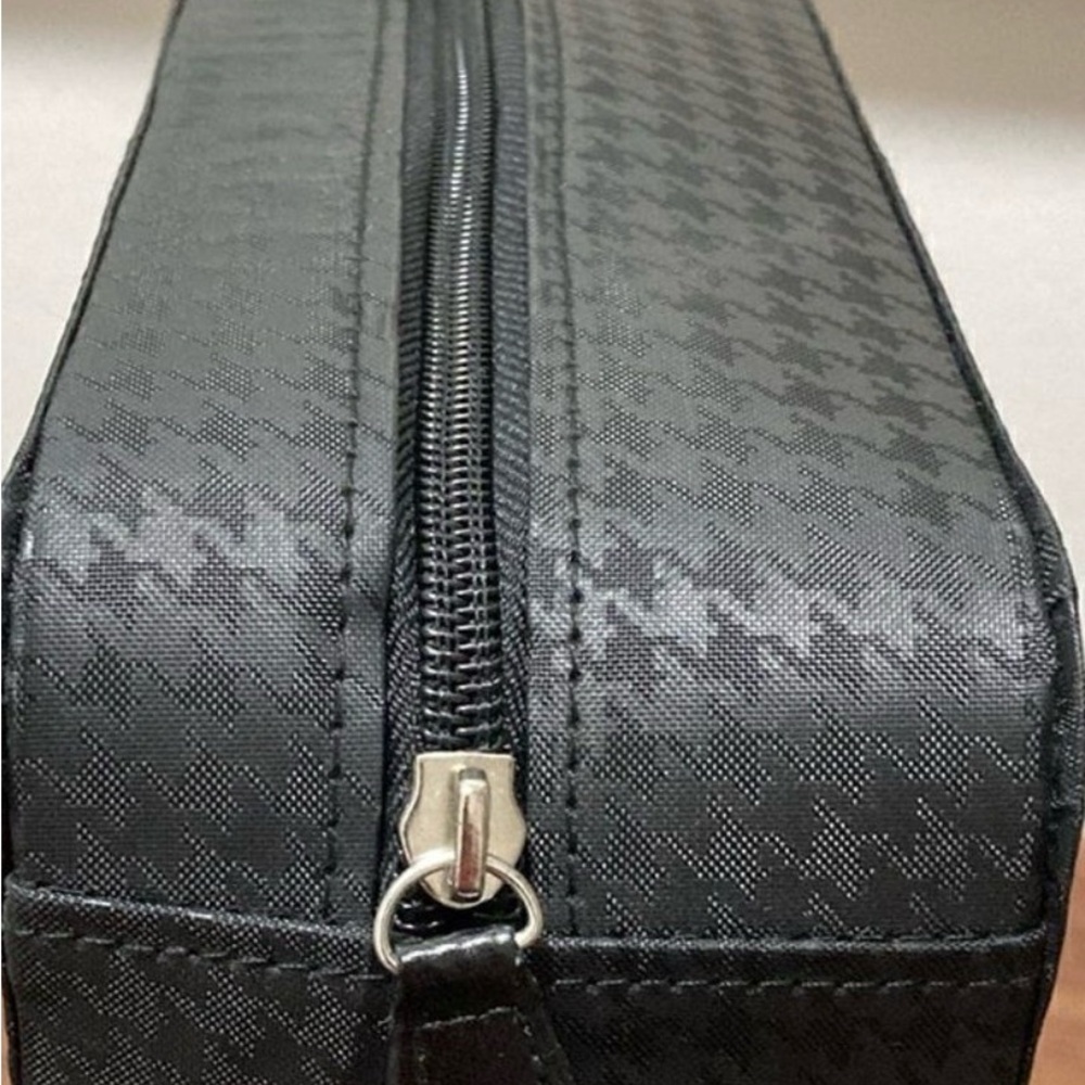 Dior Black Cosmetic Bag - Picture 5 of 6